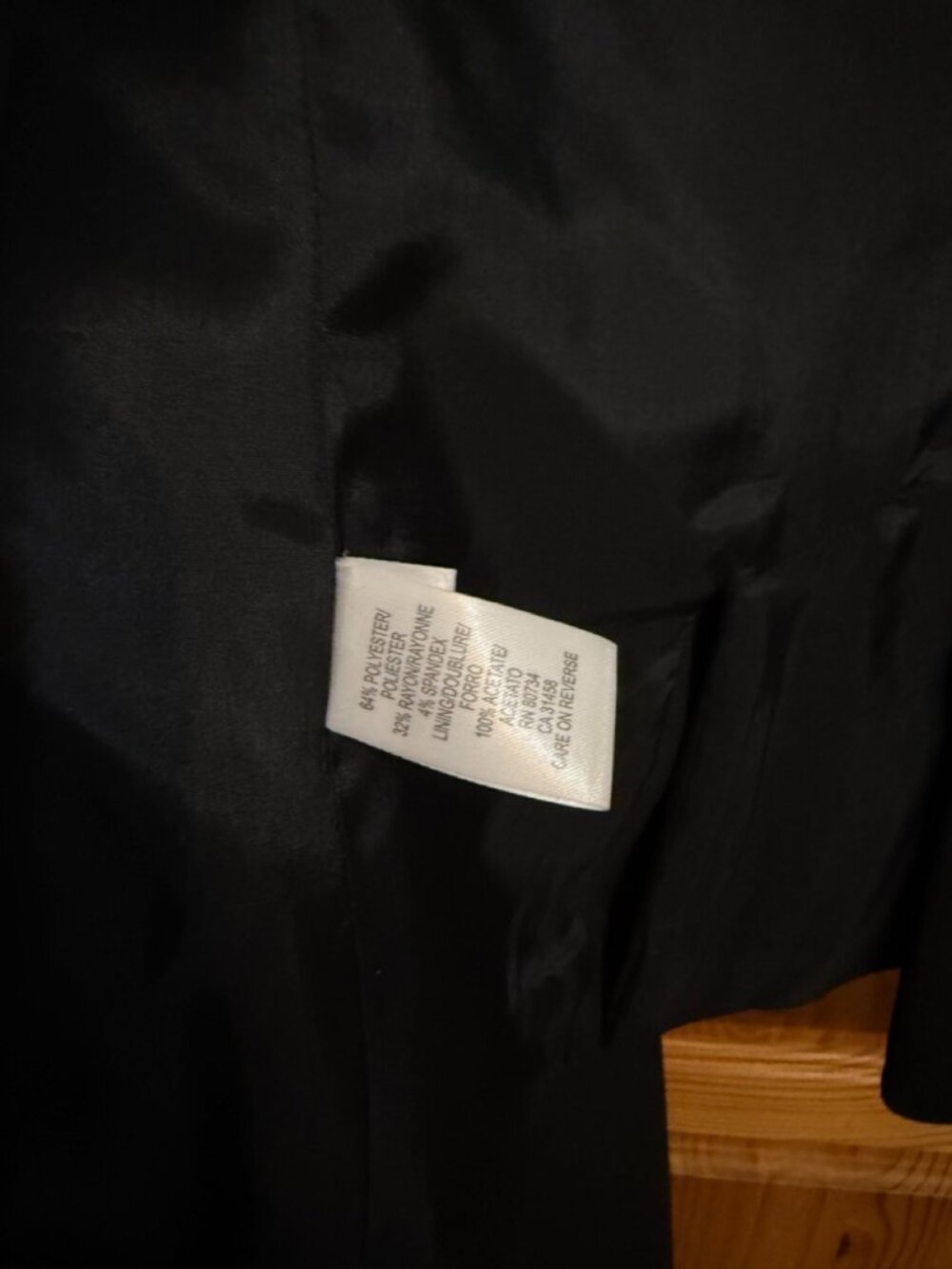BCBG Maxazria Black Pant Suit -Size 4 - Picture 3 of 4